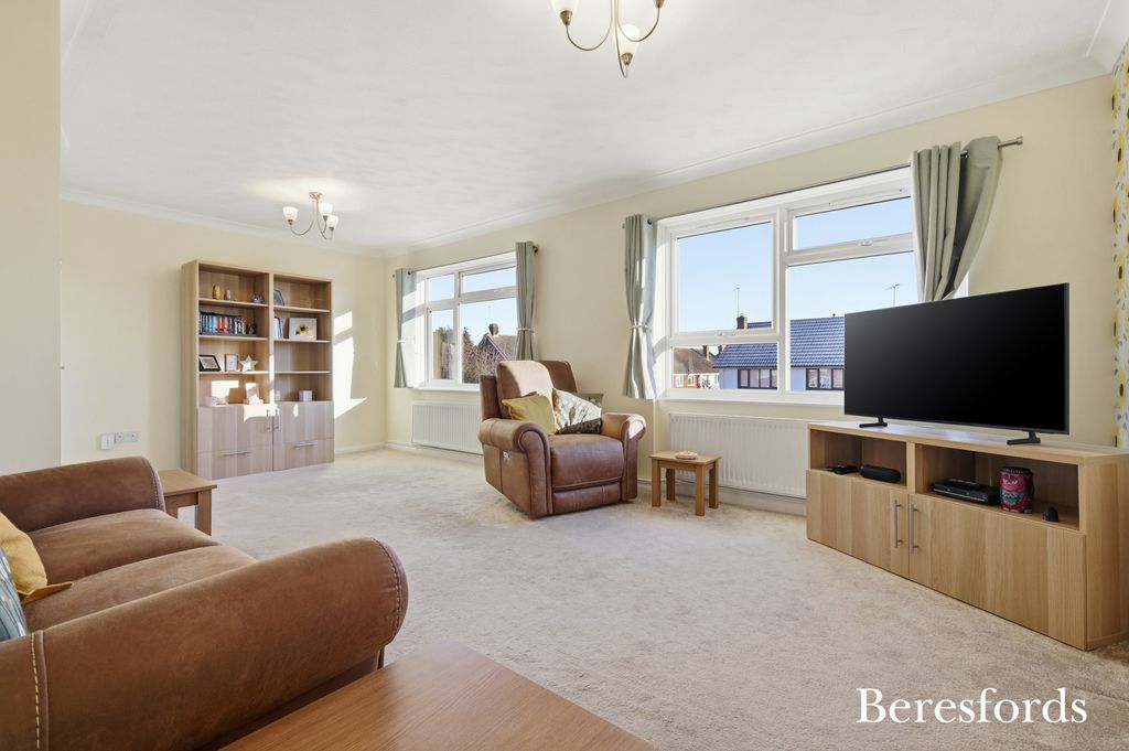 Property photo 2 of 14 Picture No. 16