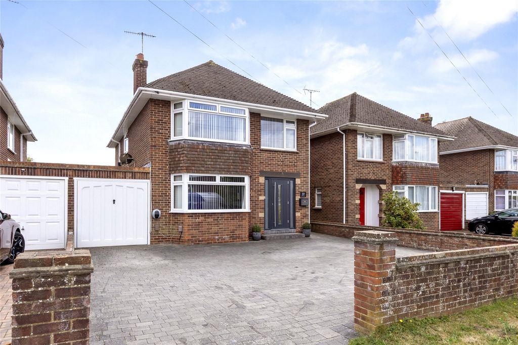 Property photo 1 of 27 Picture No. 05