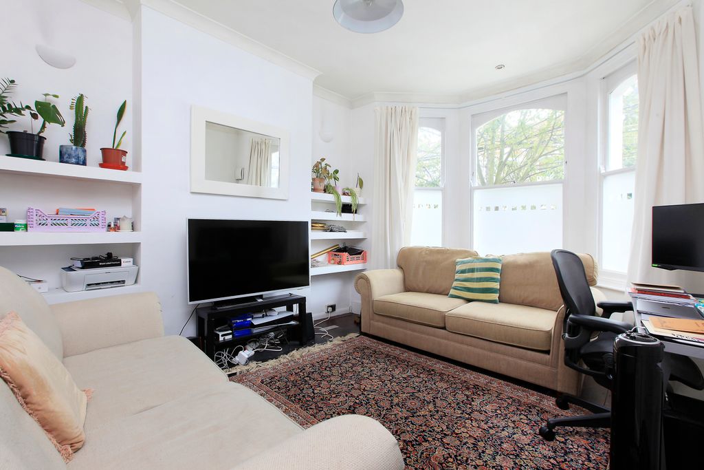 Property photo 2 of 10