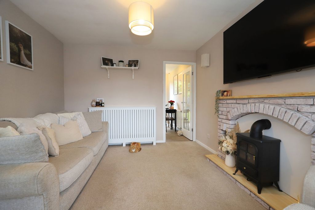 Property photo 3 of 23