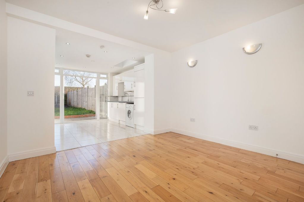 Property photo 1 of 12 Reception