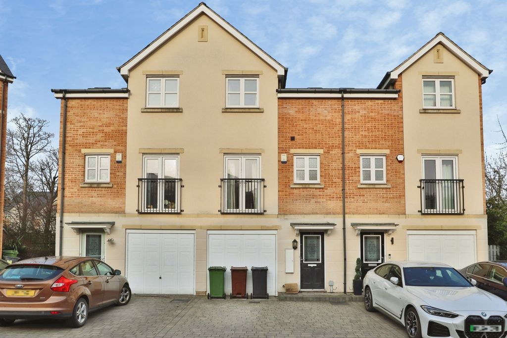 Property photo 1 of 24 Pbox-Img.Jpg