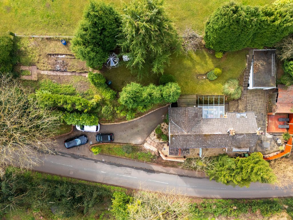 Property photo 2 of 26