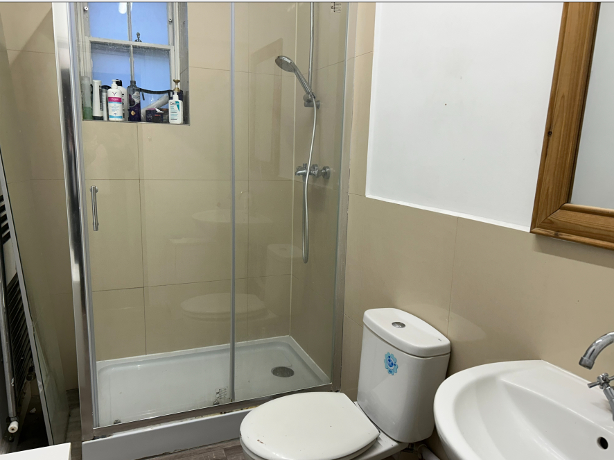 Property photo 2 of 4