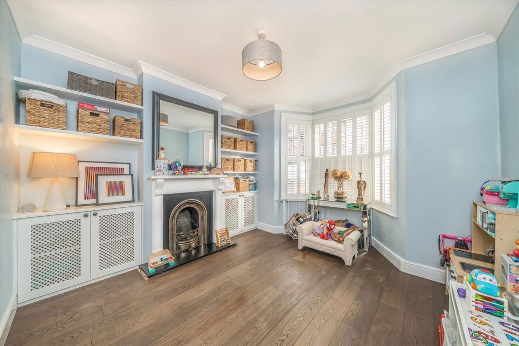 Property photo 3 of 7