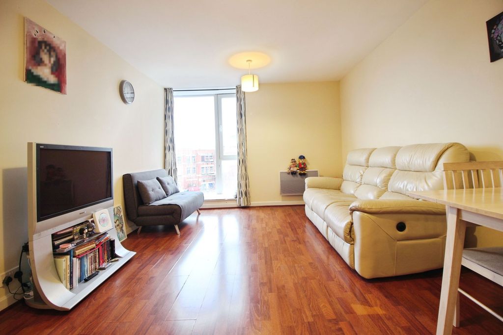 Property photo 2 of 11