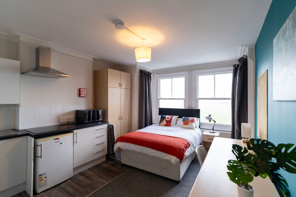 Property photo 1 of 6 Dsc09767