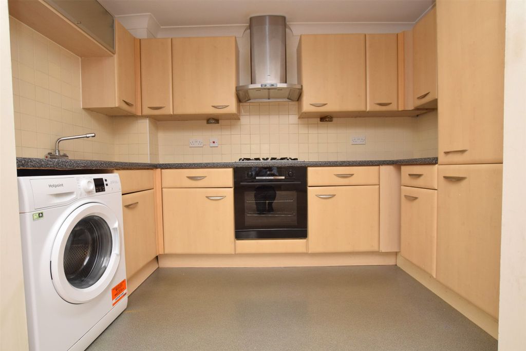 Property photo 1 of 10 Picture No. 17