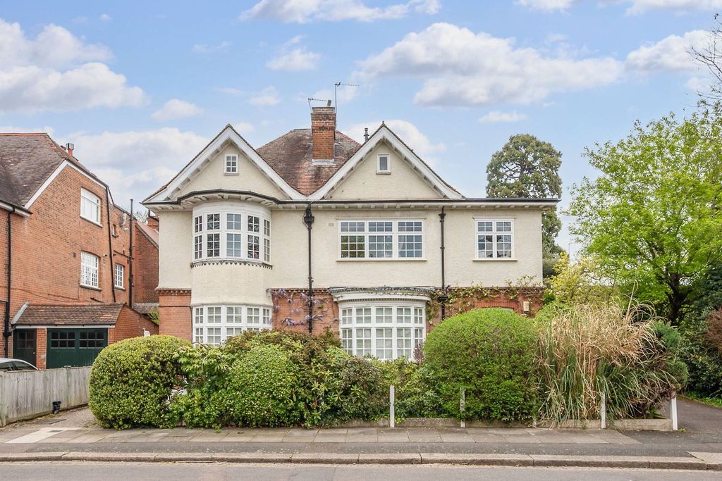 Property photo 2 of 16