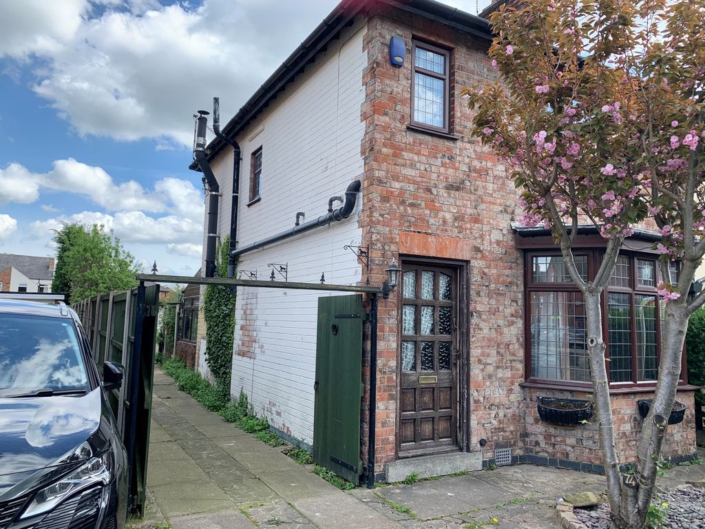 Property photo 1 of 10