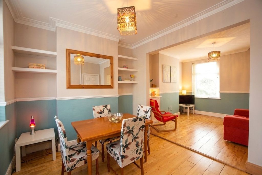 Property photo 2 of 21 Wrights. - 3 Bed Terrace For Sale!