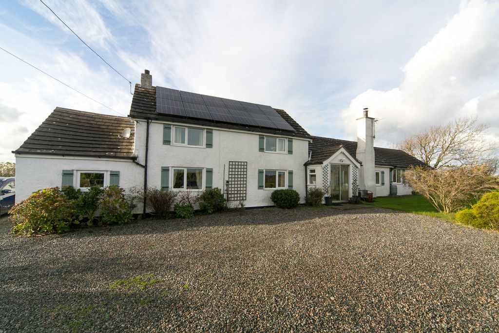 Property photo 1 of 35