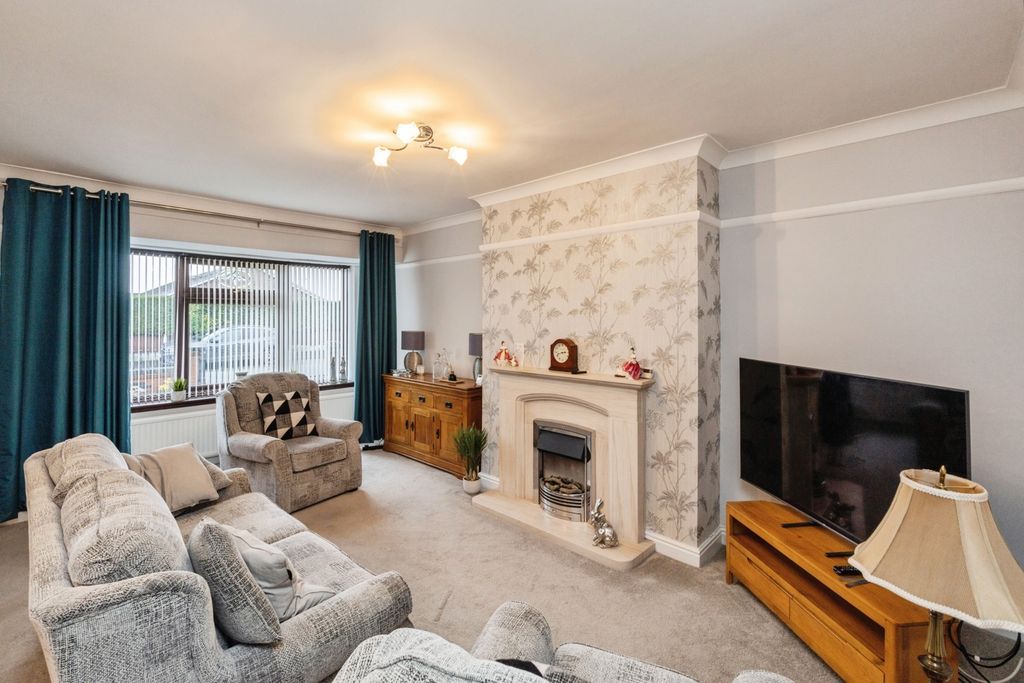 Property photo 2 of 20 Pbox-Img.Jpg