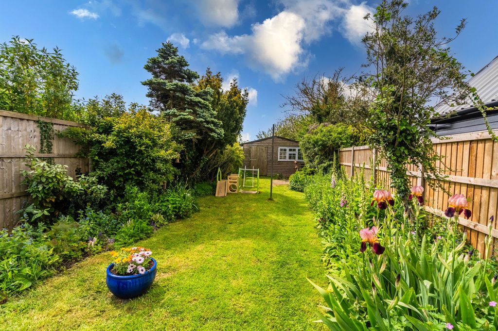 Property photo 2 of 15