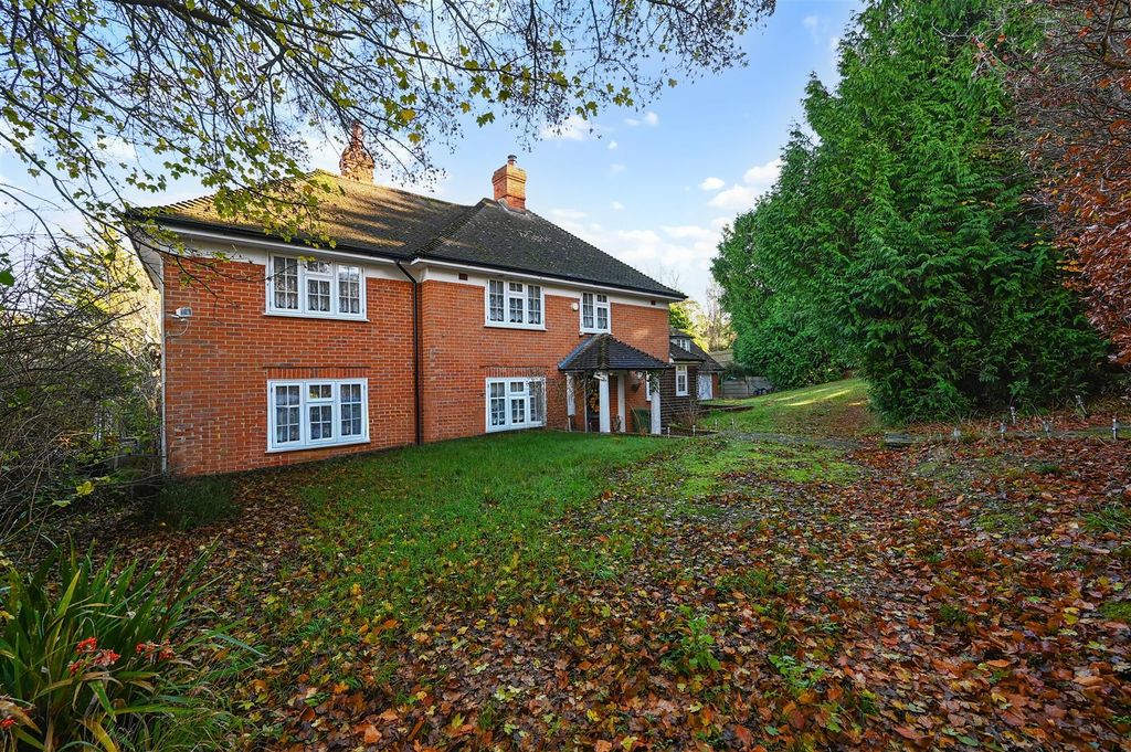 Property photo 1 of 49 North Ridings (62).Jpg