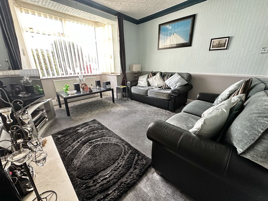 Property photo 3 of 24
