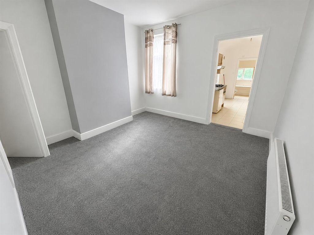 Property photo 1 of 7 6210F251-9484-4203-9B15-8Ae7E5A92D8C.Png