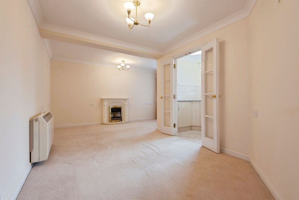 Property photo 3 of 15