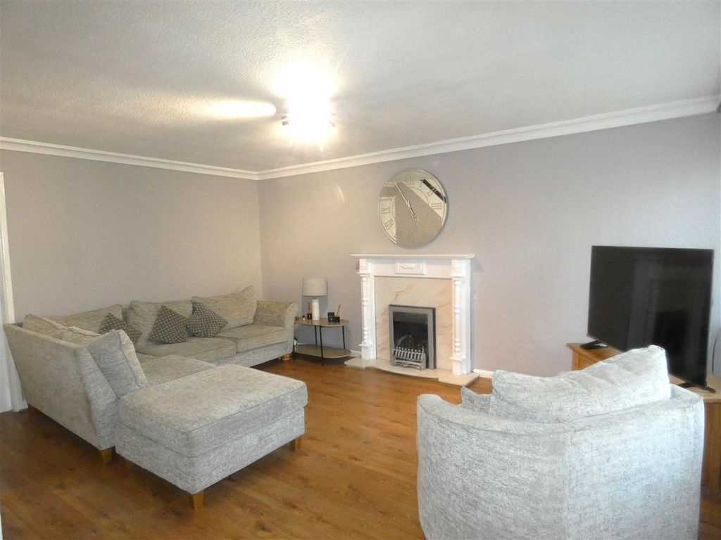 Property photo 3 of 19 P1040492.Jpg