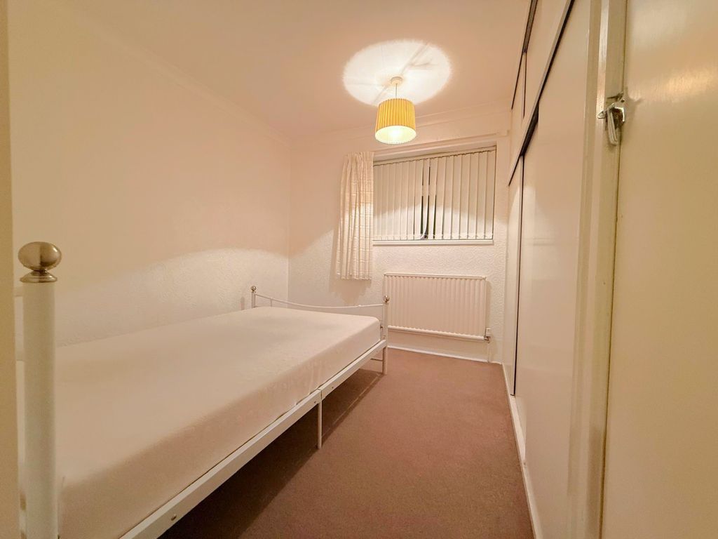 Property photo 3 of 5