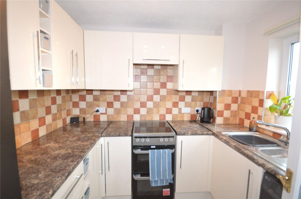 Property photo 2 of 6 Picture No. 01