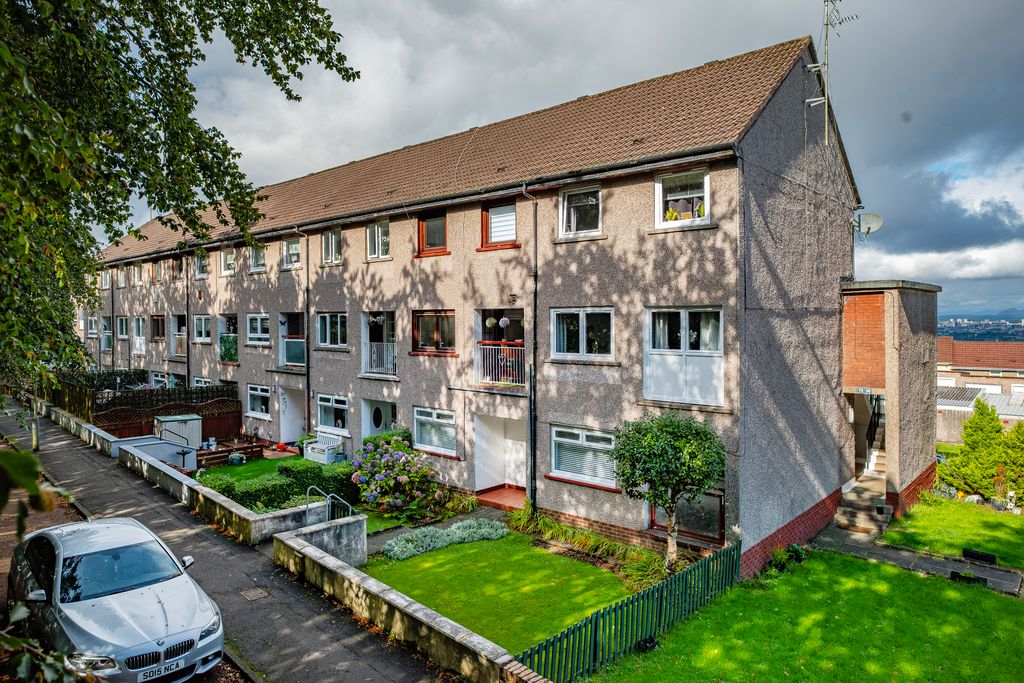 Property photo 1 of 32