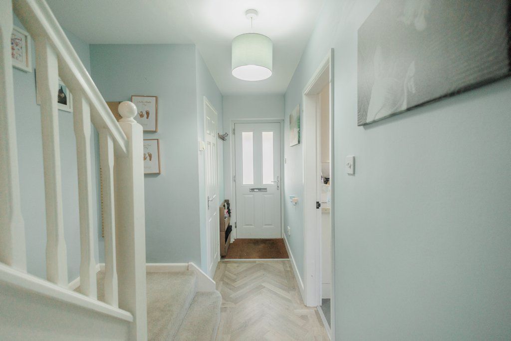 Property photo 2 of 20