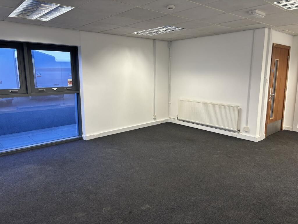 Property photo 3 of 9 Photo 3