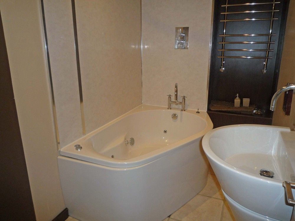 Property photo 3 of 5 Roslinst9C
