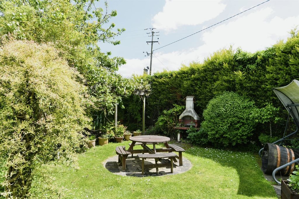 Property photo 3 of 15