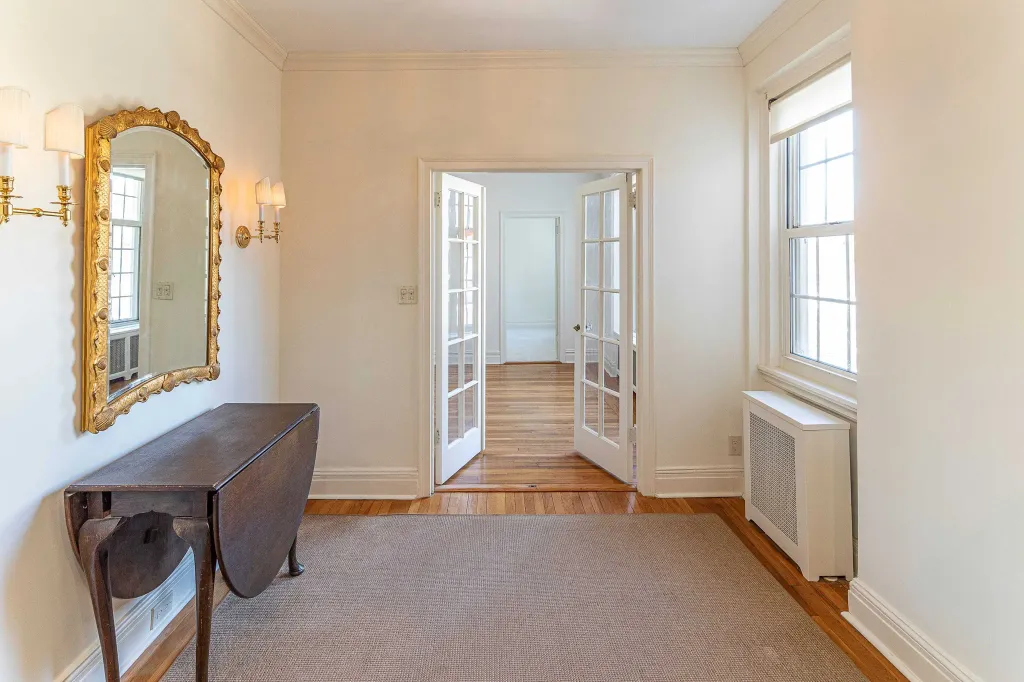 Property photo 1 of 27