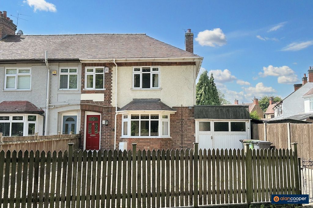 Property photo 1 of 12 4338601