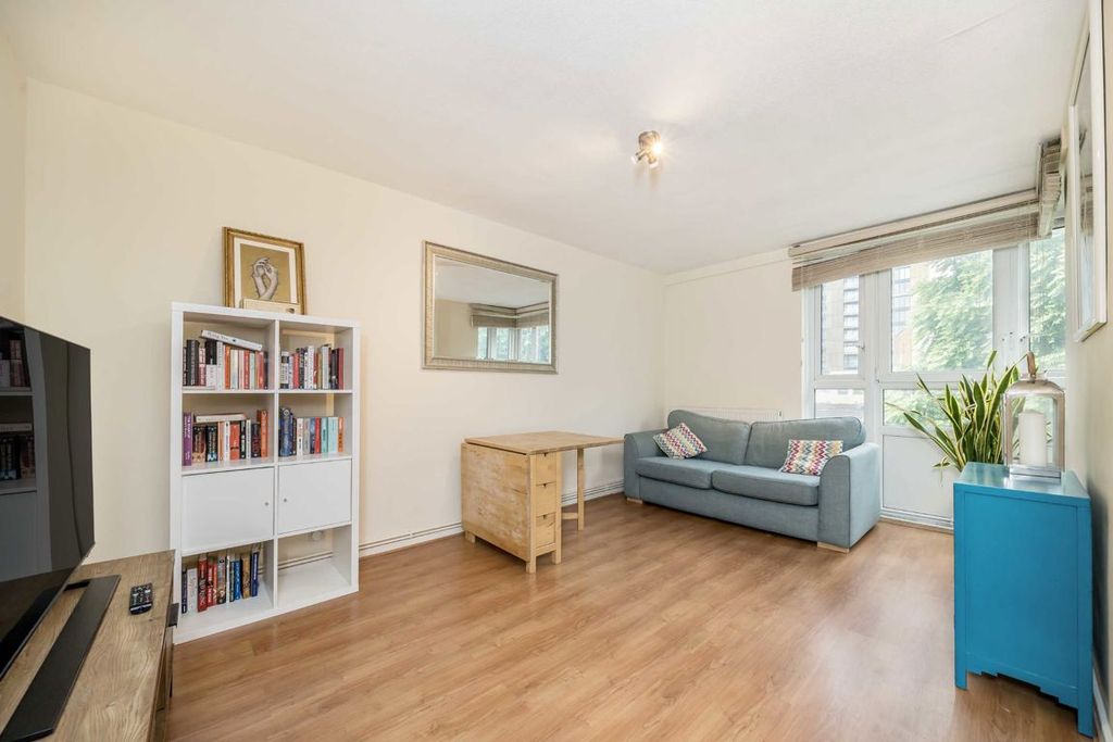 Property photo 2 of 6