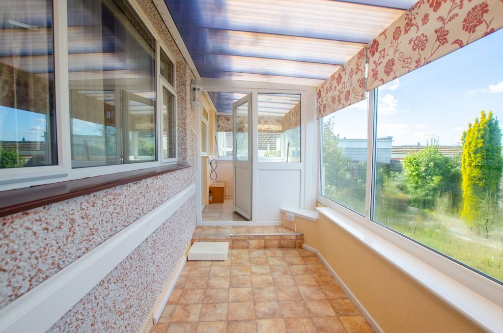 Property photo 3 of 10 1 Whitestone Crescent Tps Bodmin 01208 74182-14