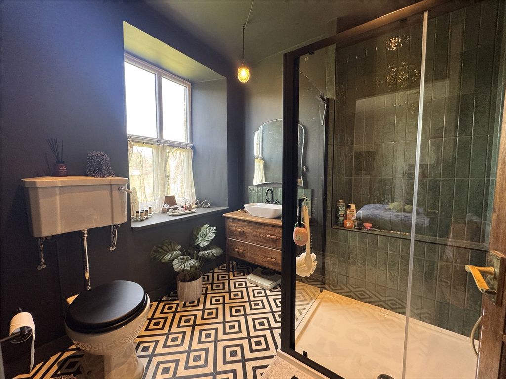 Property photo 3 of 19 Picture No. 38