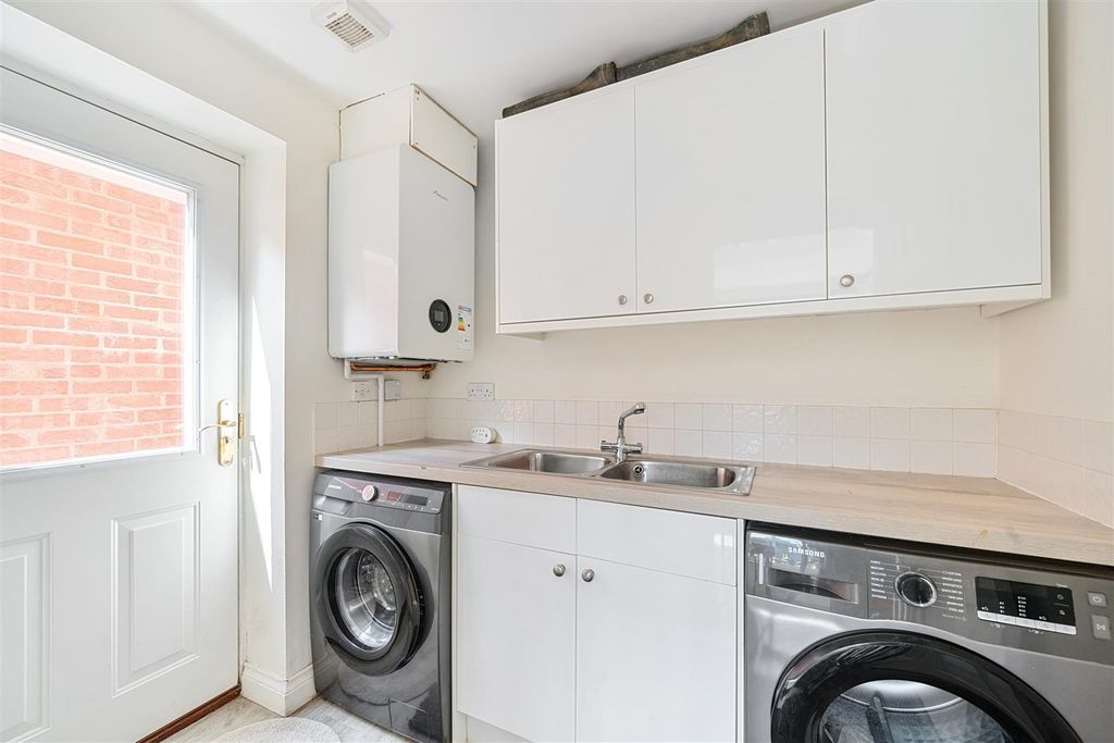 Property photo 3 of 17 5-681A27E857E67-1286222-Arw-5.Jpg