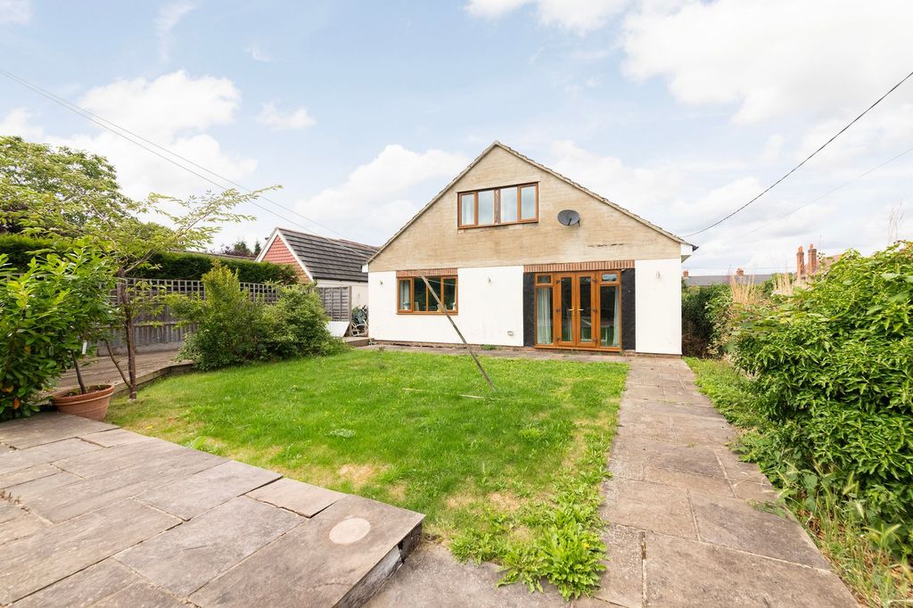 Property photo 1 of 21