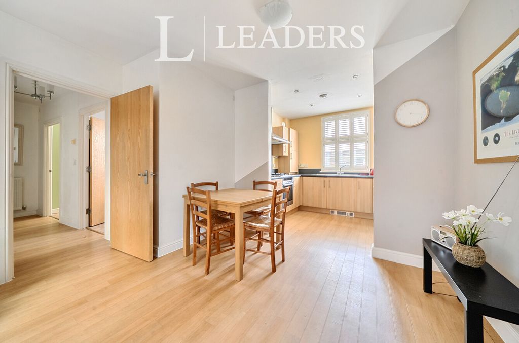Property photo 2 of 17 A19Cffb9-0F5B-4Ae...