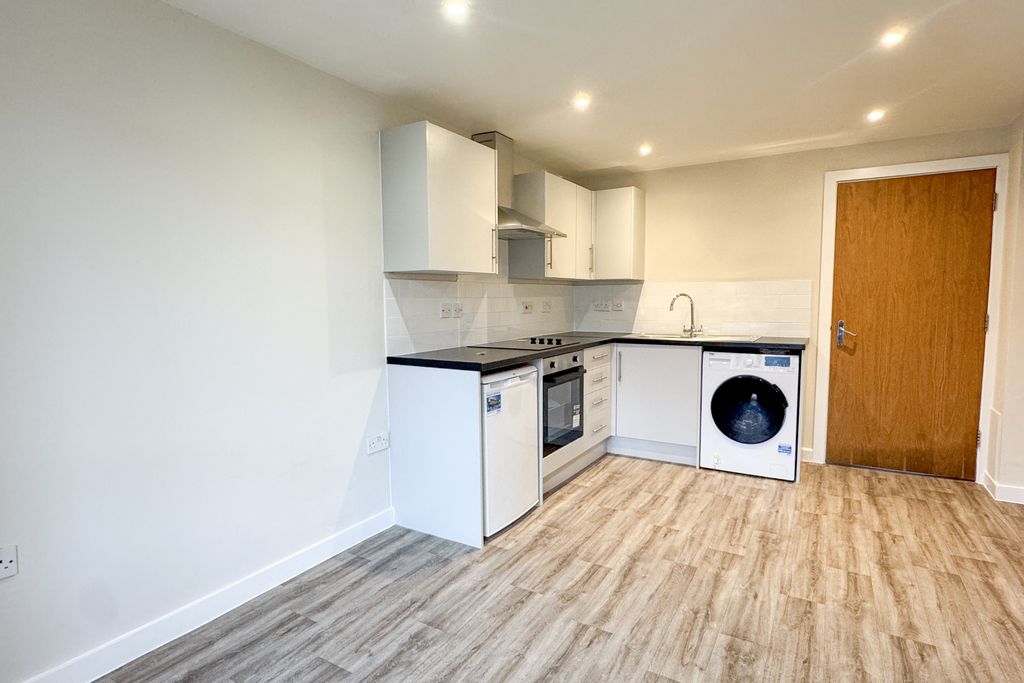 Property photo 3 of 7 3.Jpg