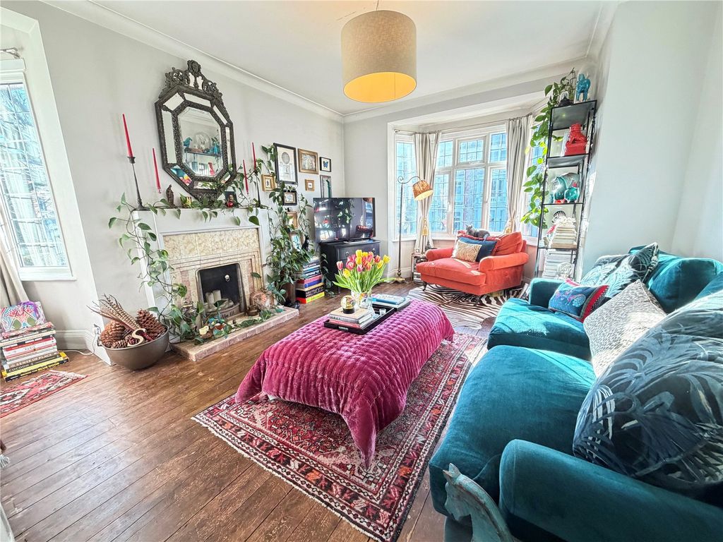 Property photo 1 of 8 Picture No. 10