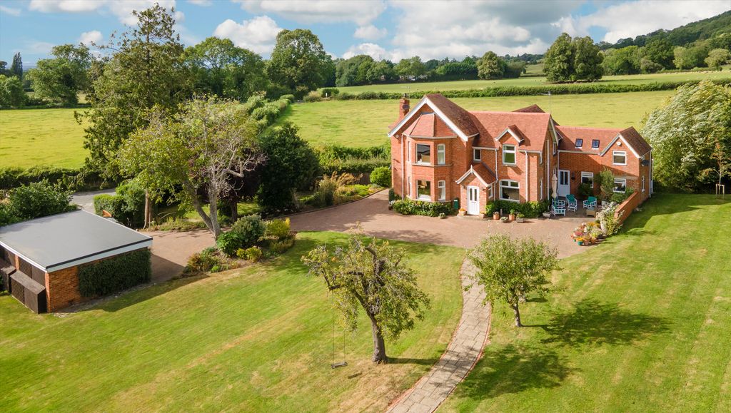 Property photo 2 of 35 Image