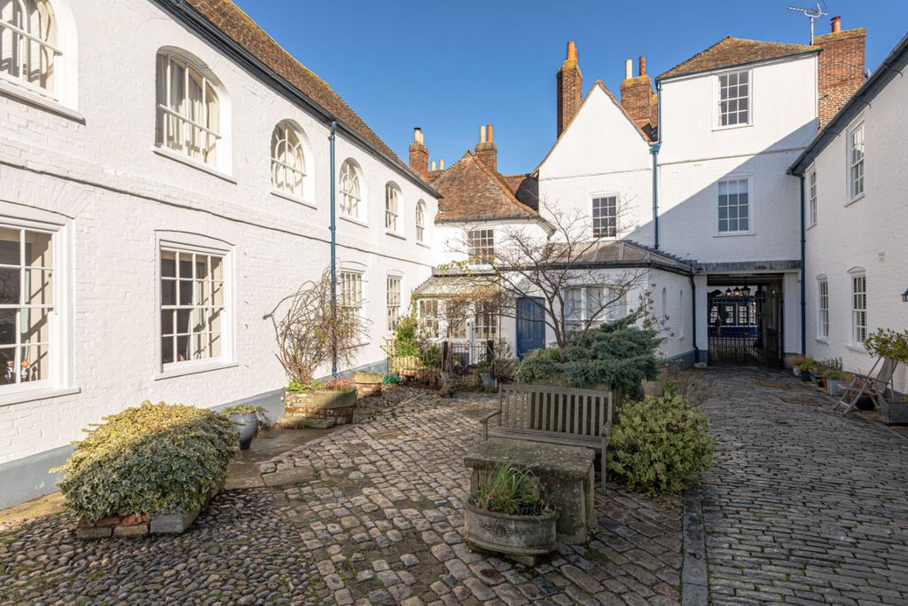 Property photo 1 of 18 Picture 1