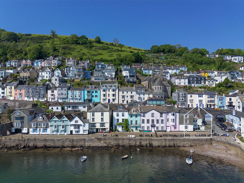 Property photo 1 of 11 1 Bayards_Drone