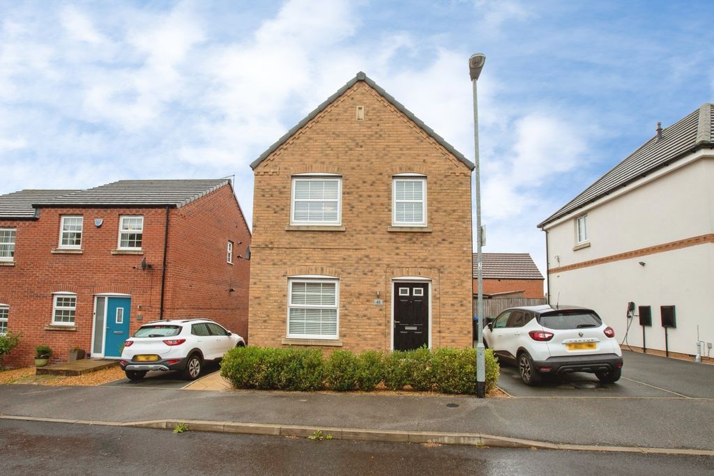 Property photo 1 of 17 Pbox-Img.Jpg