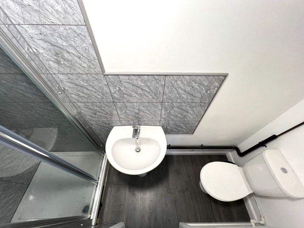 Property photo 3 of 3