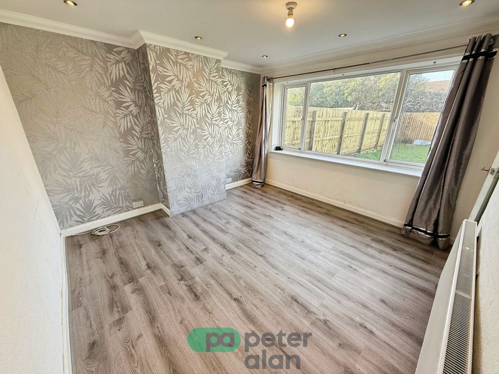 Property photo 1 of 11 Image