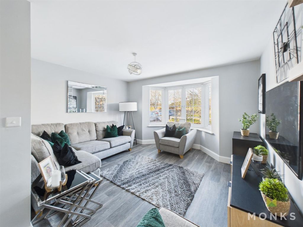 Property photo 2 of 18 Cam05160G0-Pr0067-Still011.Jpg