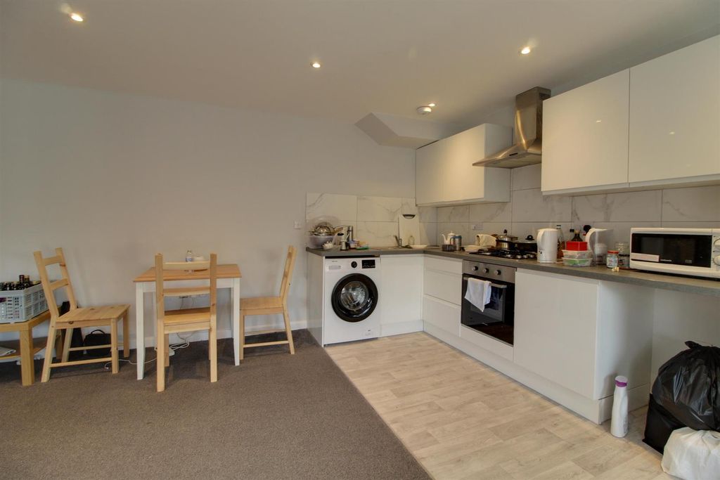 Property photo 2 of 8 Img_9640-Img_9642.Jpg