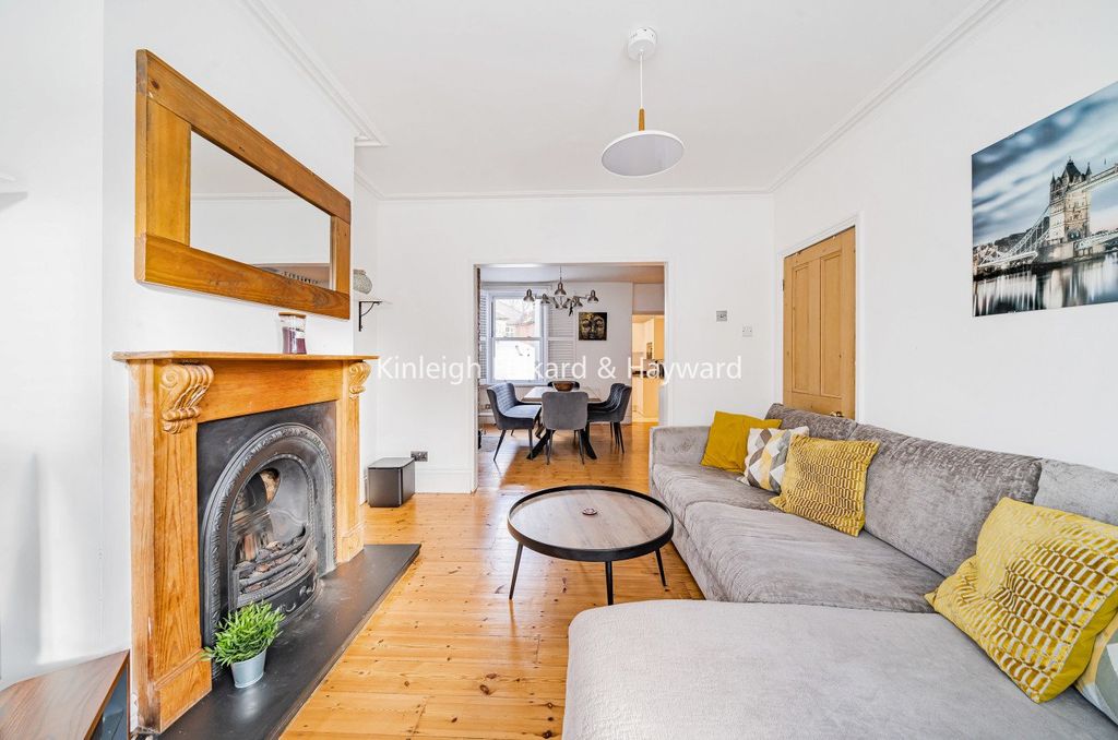 Property photo 3 of 18 Picture No. 02