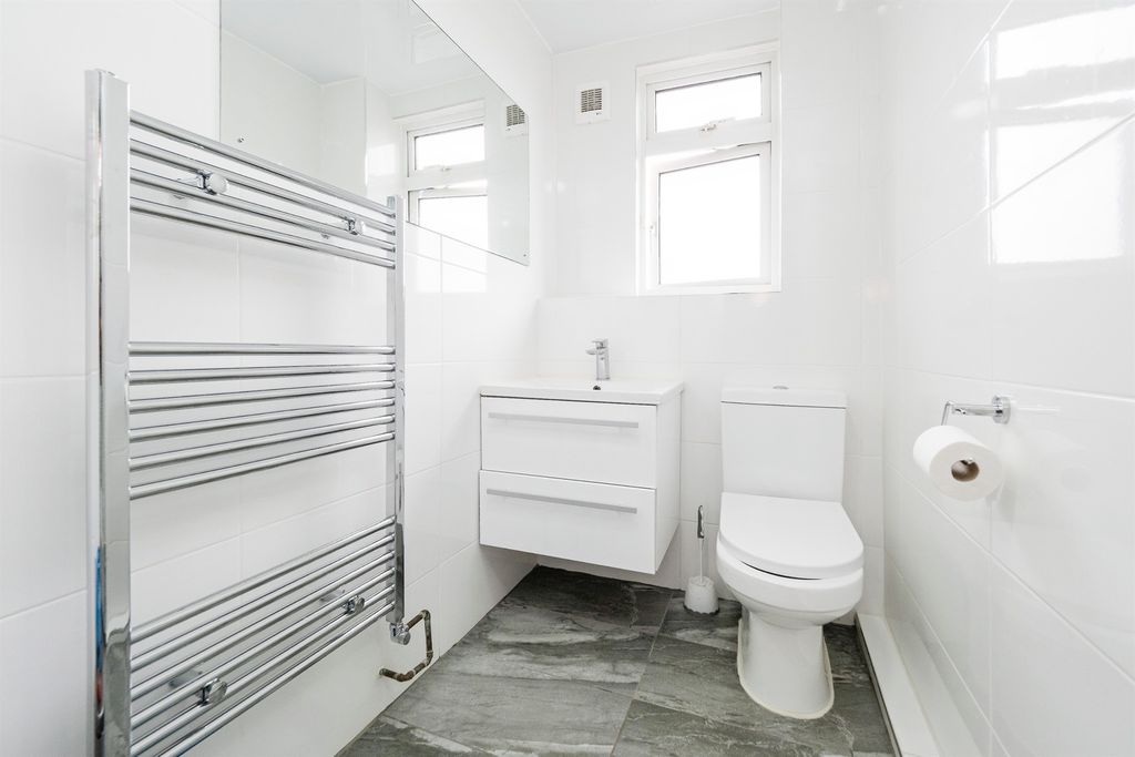 Additional image 17 of 5 bed detached house for saleBetterton Road, Rainham RM13